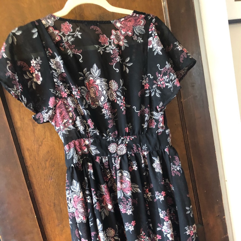 Hi/low sheer top